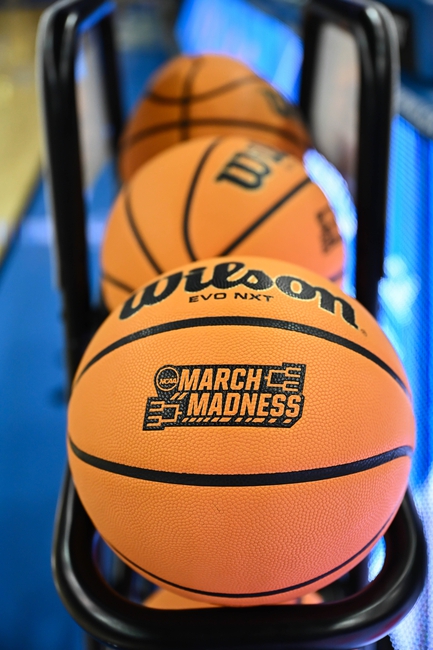 Saint Peter’s vs Rider Prediction 2/16/25 College Basketball Picks Today
